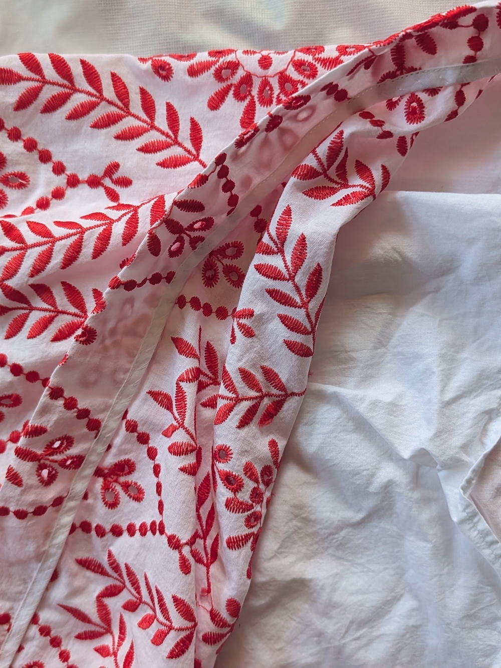 Ann Taylor Red White Floral Eyelet Dress Tie Waist Short Sleeve Dress Sz XS - Picture 9 of 12